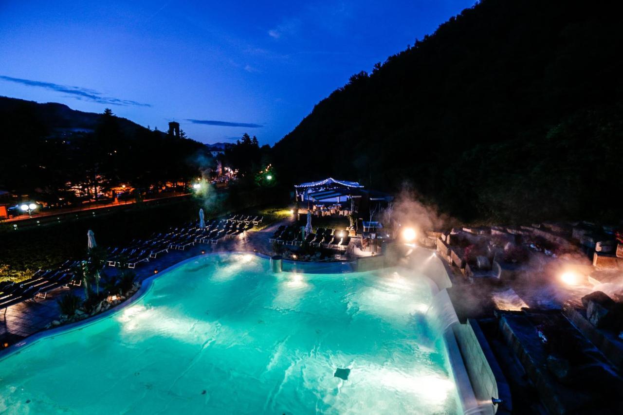 Roseo Euroterme Wellness Resort بانيو دي رومانيا المظهر الخارجي الصورة