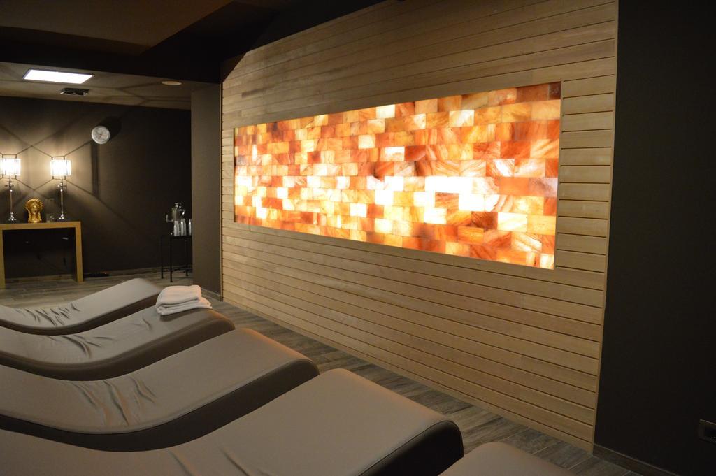 Roseo Euroterme Wellness Resort بانيو دي رومانيا المظهر الخارجي الصورة