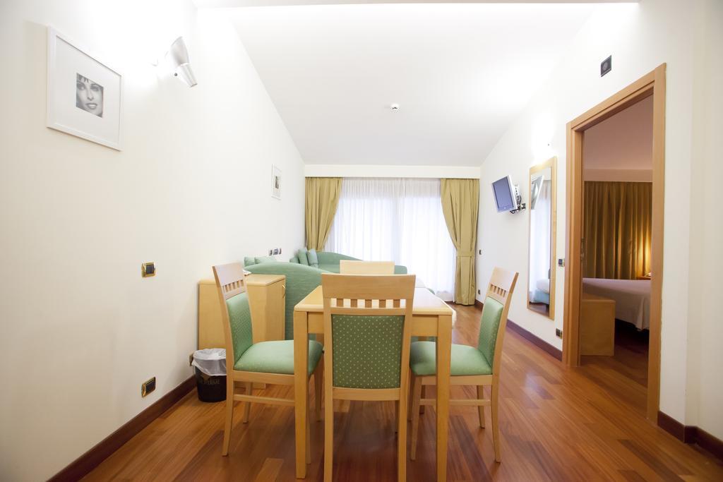 Roseo Euroterme Wellness Resort بانيو دي رومانيا المظهر الخارجي الصورة